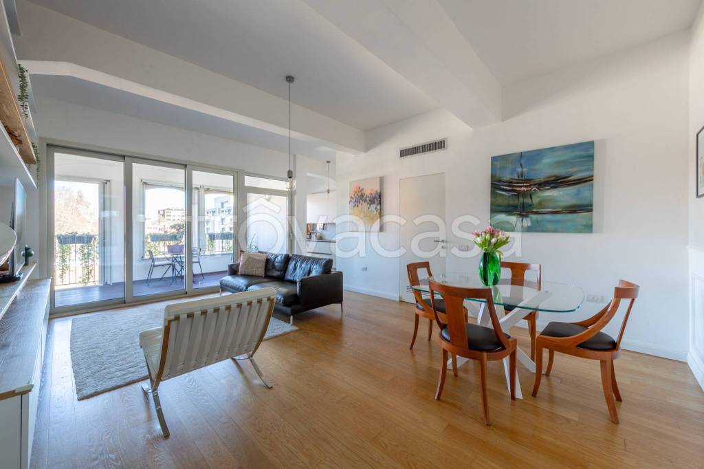 appartamento in vendita a Milano in zona Bicocca