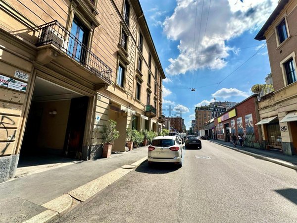 appartamento in vendita a Milano in zona Sempione