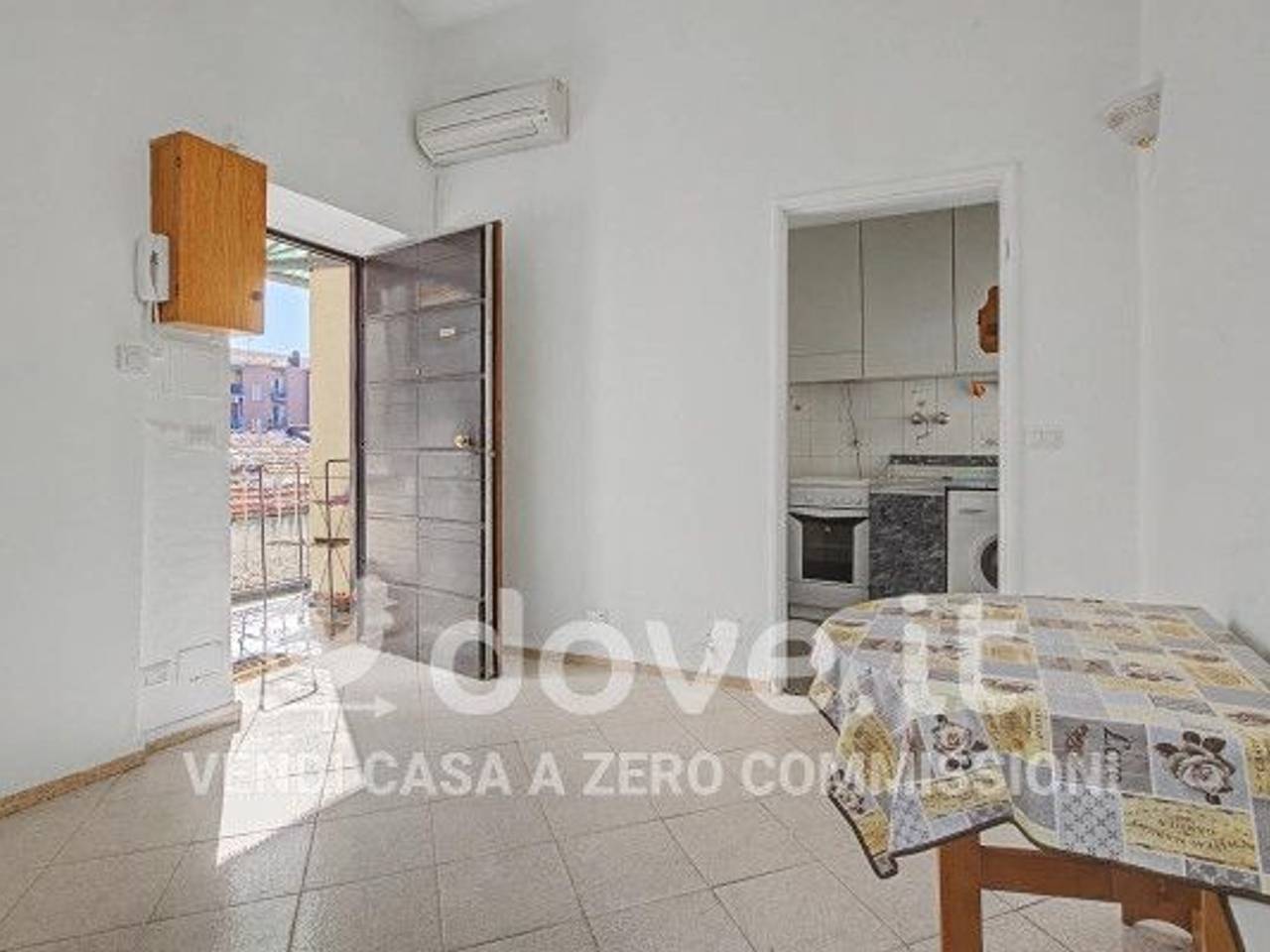 appartamento in vendita a Milano in zona Baggio