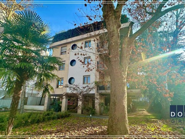 appartamento in vendita a Milano in zona Il Portello