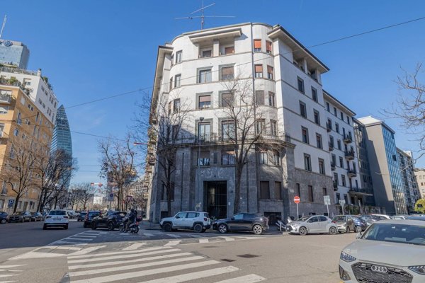 appartamento in vendita a Milano in zona Il Portello