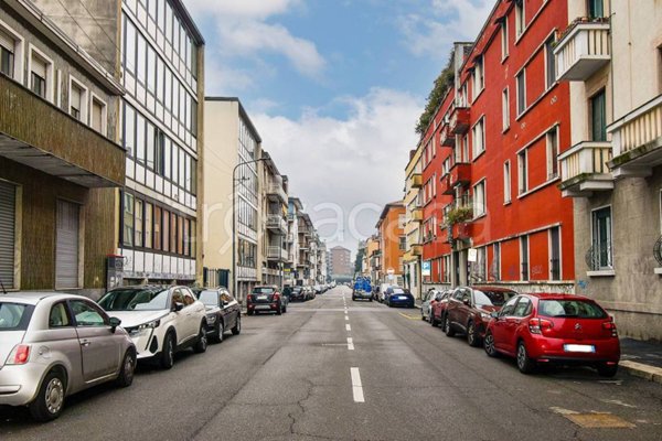 appartamento in vendita a Milano in zona Famagosta