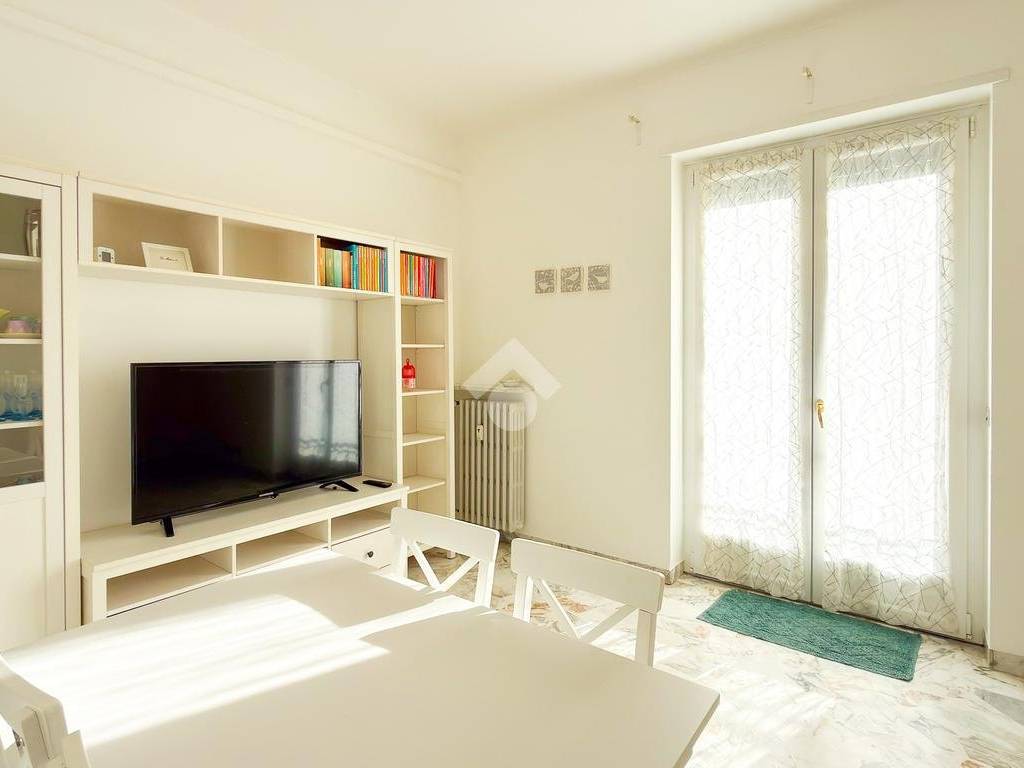 appartamento in vendita a Milano in zona Piazzale Lodi