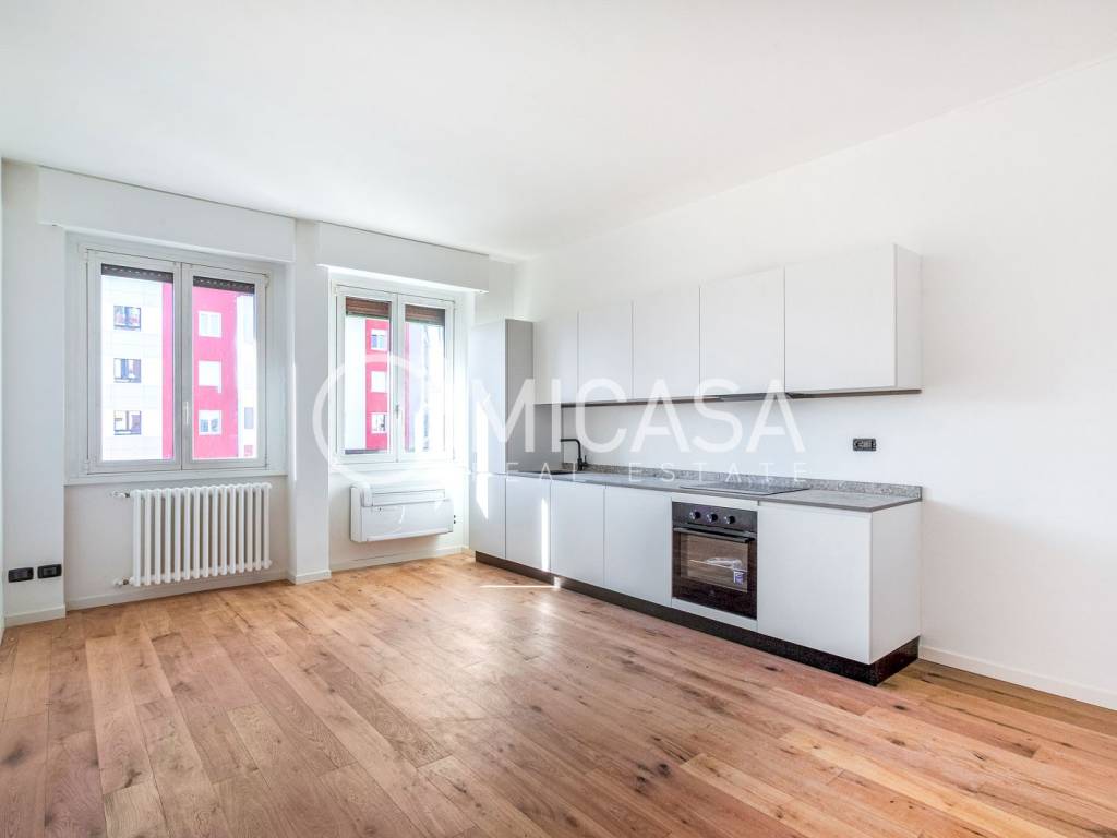 appartamento in vendita a Milano in zona Sempione