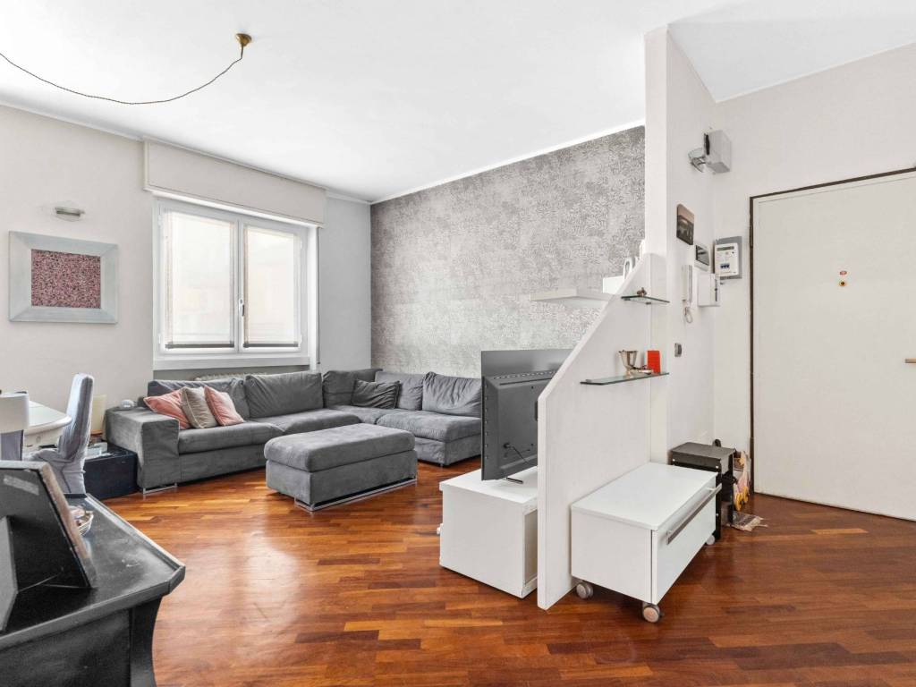 appartamento in vendita a Milano in zona Solari