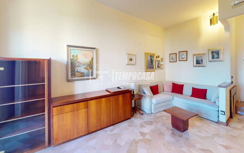 appartamento in vendita a Milano in zona Comasina