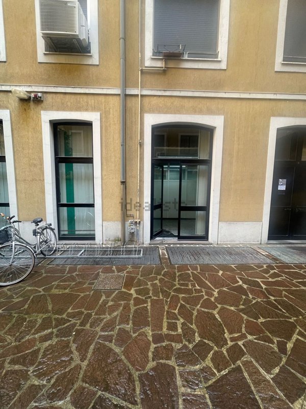 appartamento in vendita a Milano in zona Porta Venezia