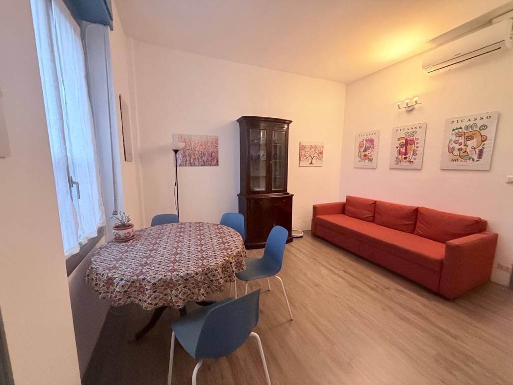 appartamento in vendita a Milano in zona Lambrate