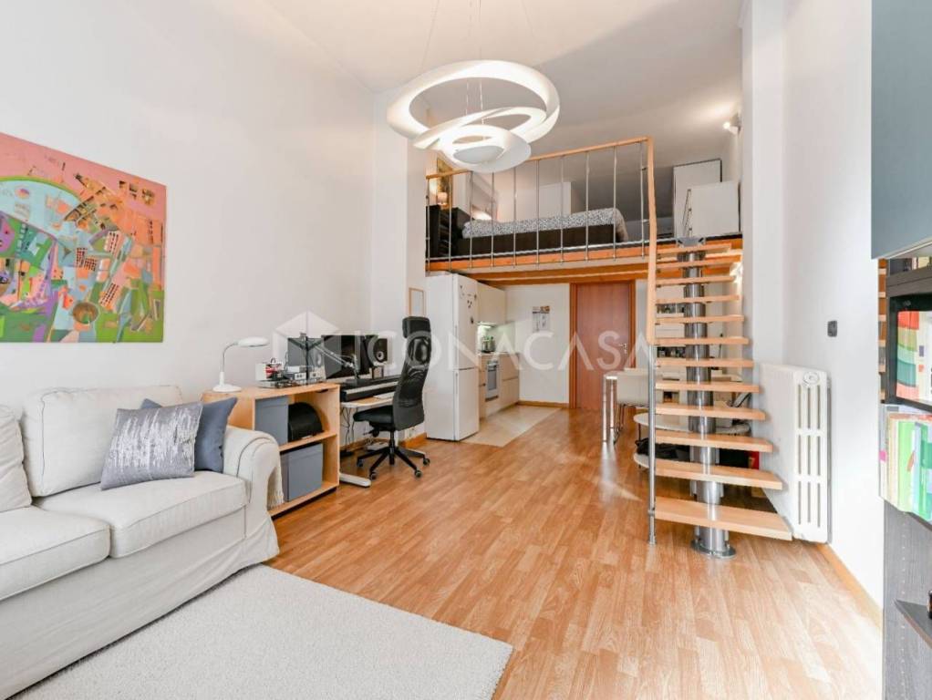 appartamento in vendita a Milano in zona Città Studi