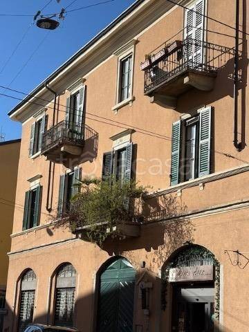 appartamento in vendita a Milano in zona Bocconi