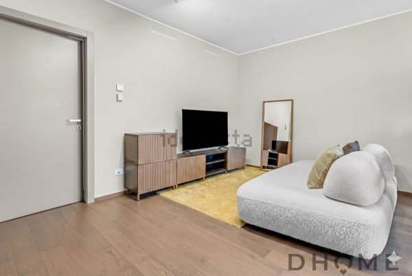 appartamento in vendita a Milano in zona Villapizzone