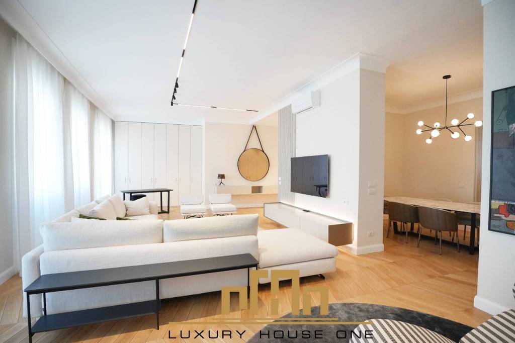 appartamento in vendita a Milano in zona Brera