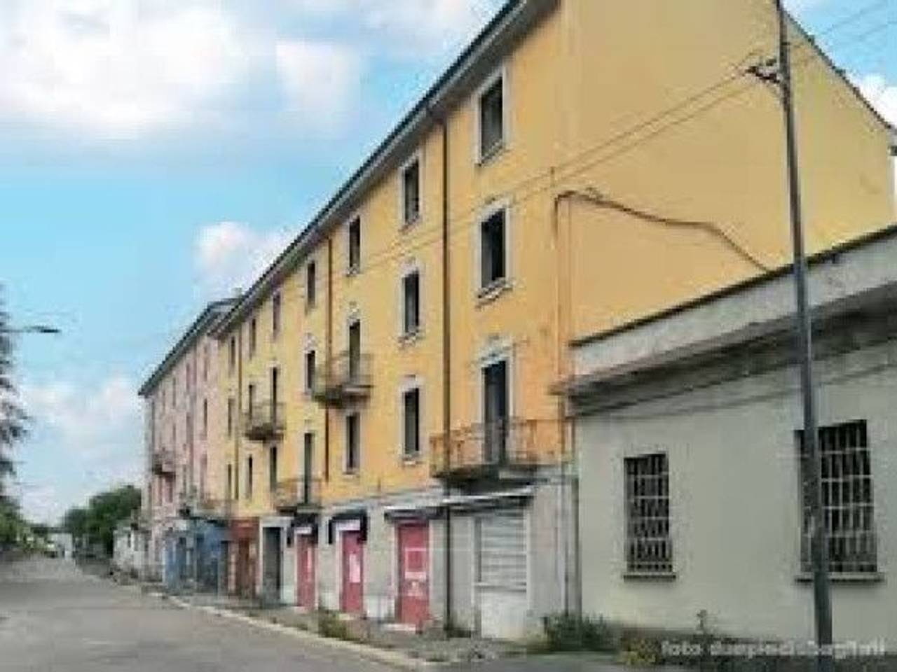 appartamento in vendita a Milano in zona Lambrate