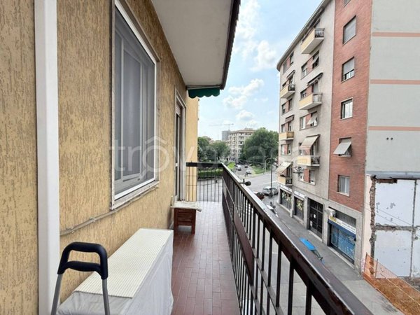 appartamento in vendita a Milano in zona Vigentino