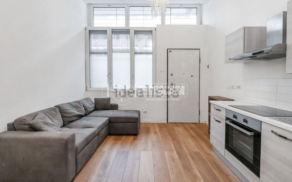 appartamento in vendita a Milano in zona Dergano