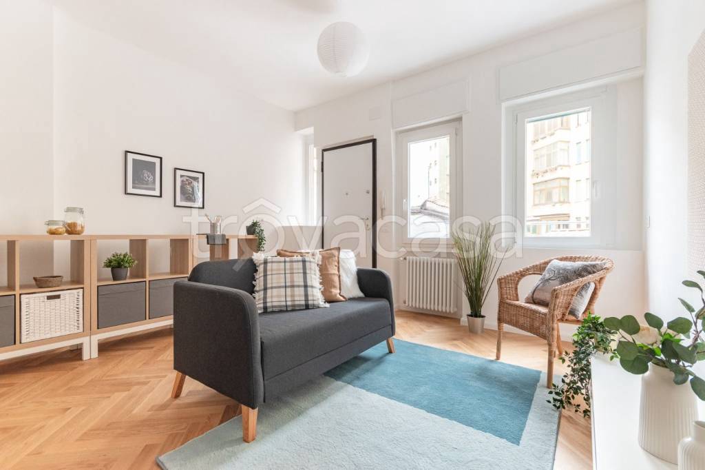 appartamento in vendita a Milano in zona Il Portello