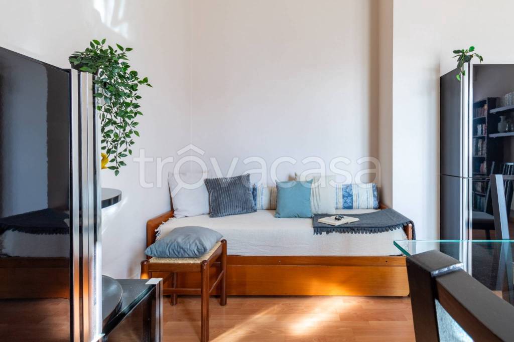 appartamento in vendita a Milano in zona Crescenzago