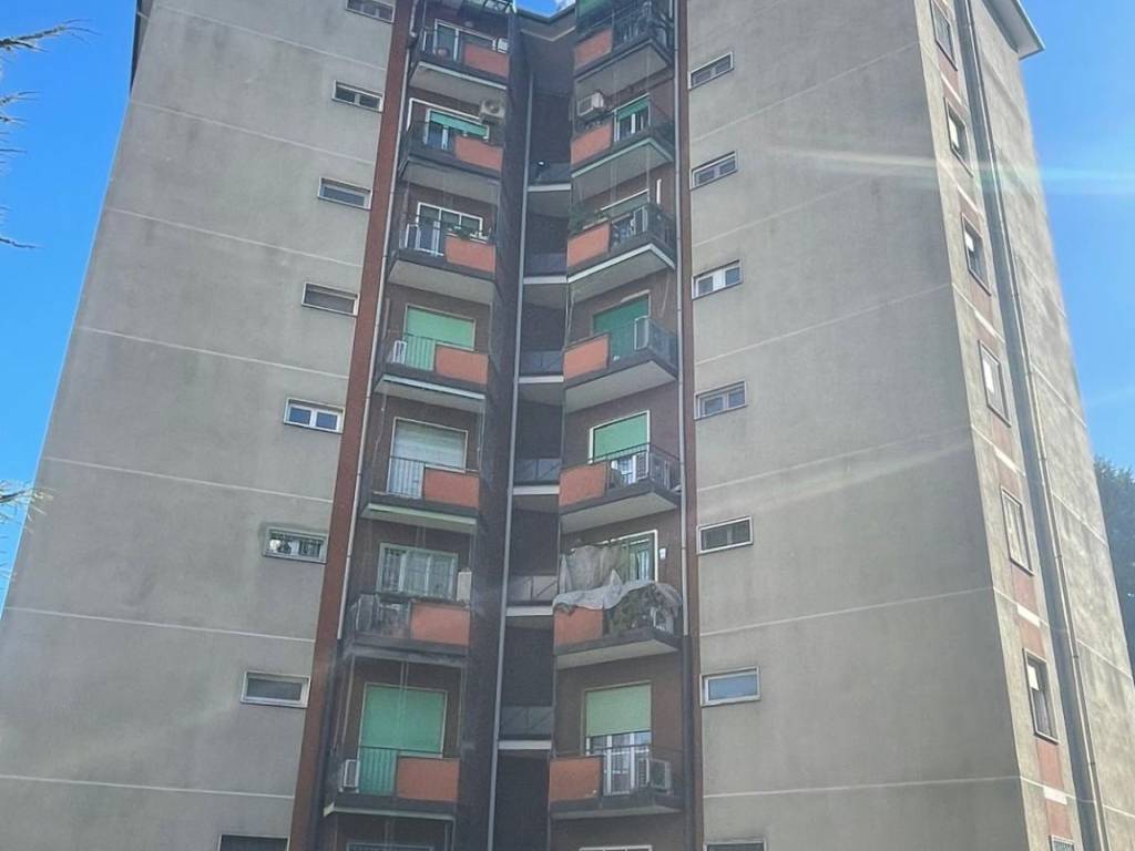 appartamento in vendita a Milano in zona Chiesa Rossa
