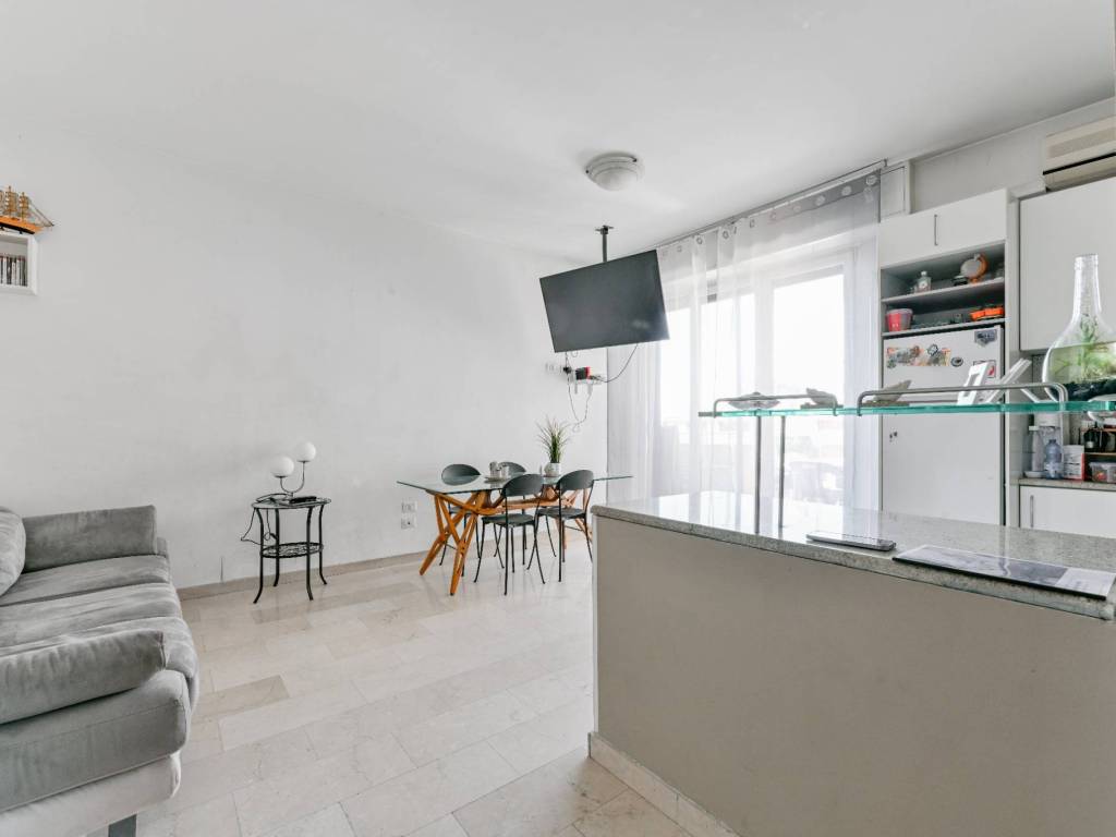 appartamento in vendita a Milano in zona Monluè