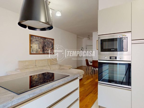 appartamento in vendita a Milano in zona Villapizzone