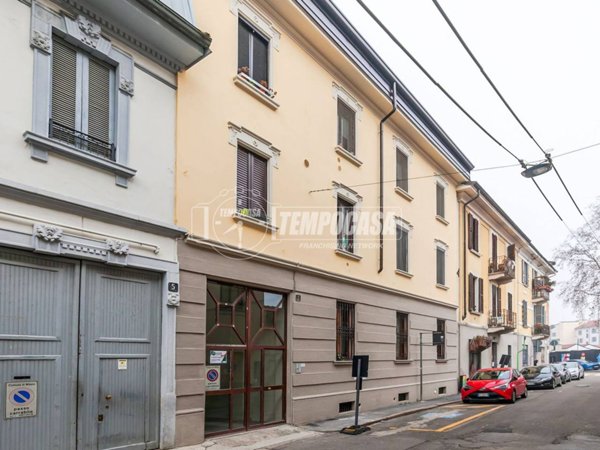 appartamento in vendita a Milano in zona Dergano