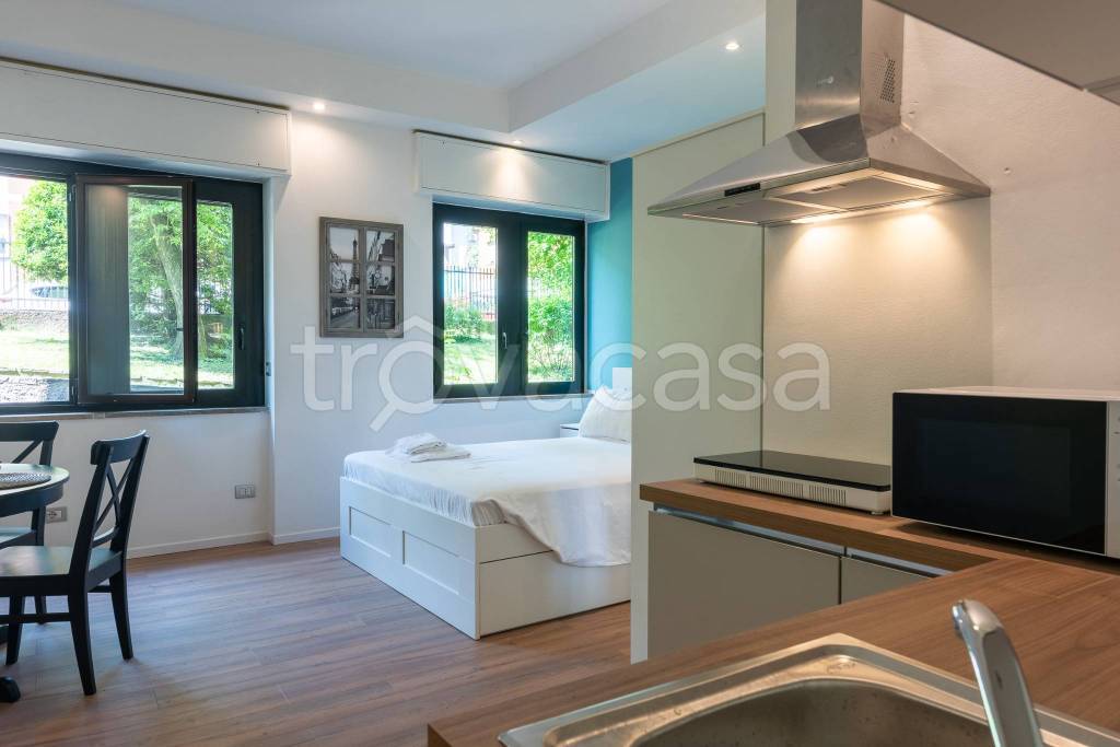 appartamento in vendita a Milano in zona Dergano