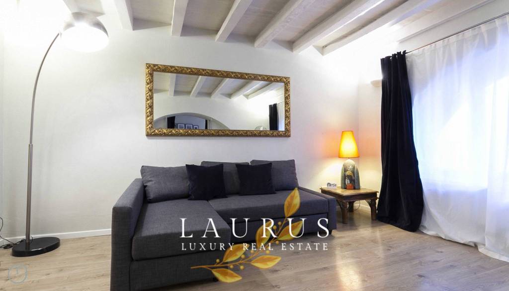 appartamento in vendita a Milano in zona Porta Garibaldi