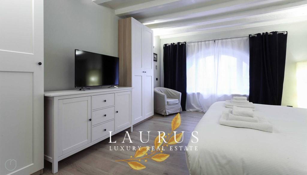 appartamento in vendita a Milano in zona Porta Garibaldi