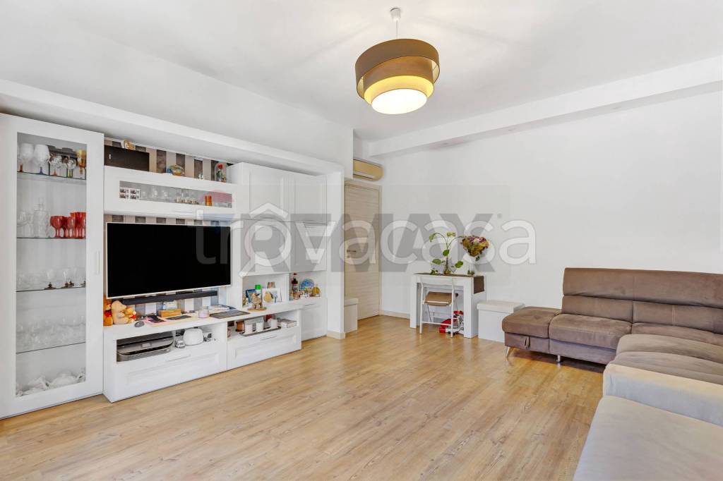 appartamento in vendita a Milano in zona Villapizzone