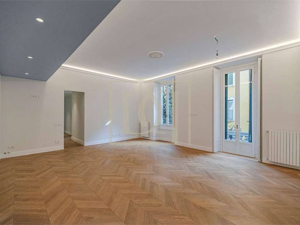 appartamento in vendita a Milano in zona Guastalla