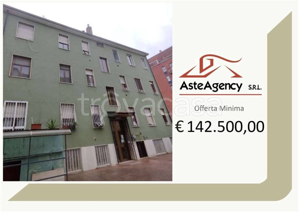 appartamento in vendita a Milano in zona Crescenzago