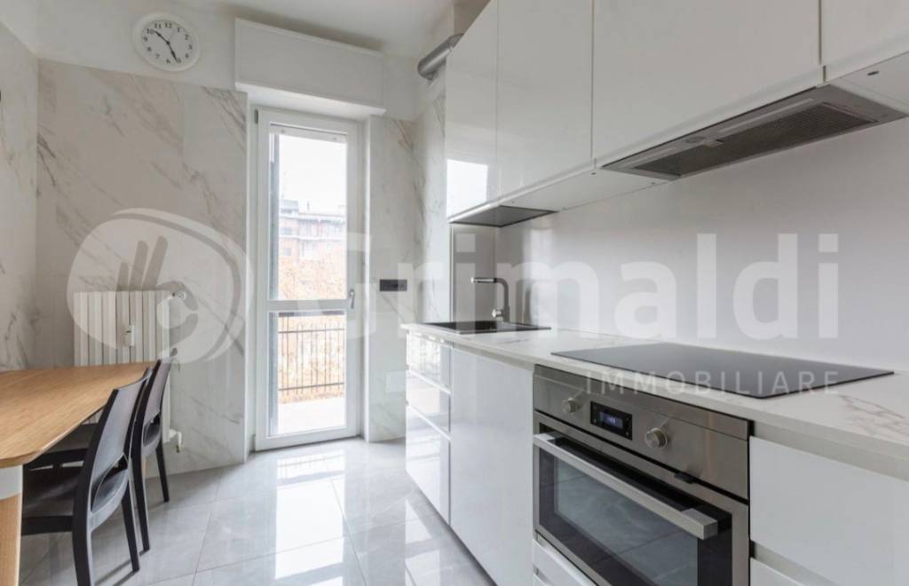 appartamento in vendita a Milano in zona Famagosta