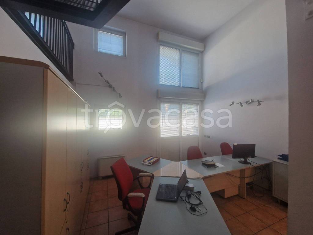 ufficio in vendita a Milano in zona Bicocca