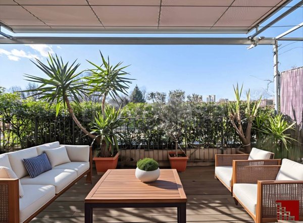 appartamento in vendita a Milano in zona Prato Centenaro