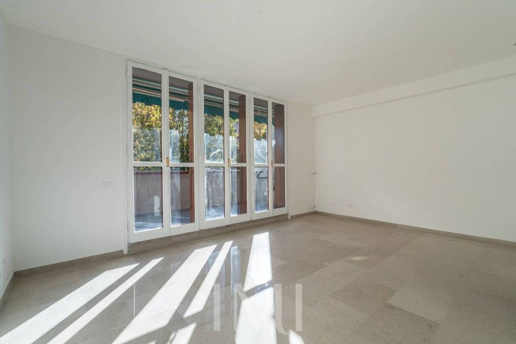 appartamento in vendita a Milano in zona Maggiolina