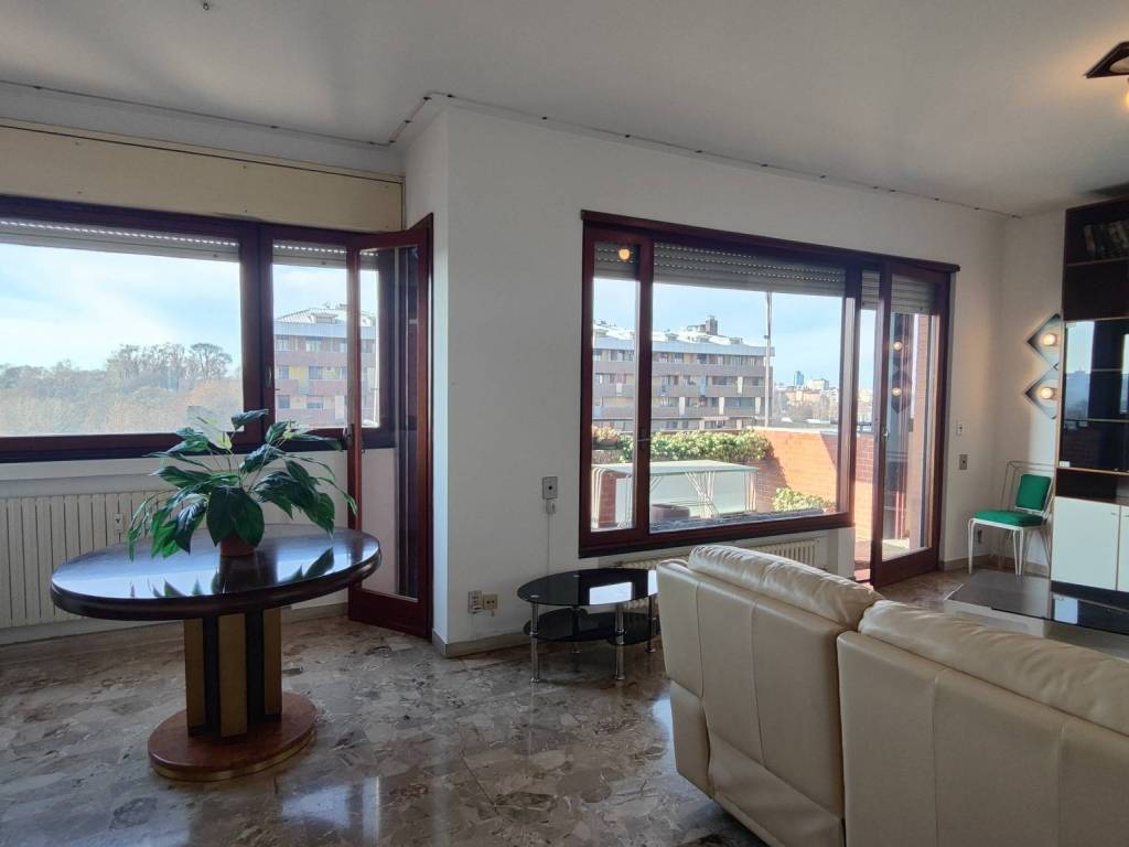 appartamento in vendita a Milano in zona San Siro