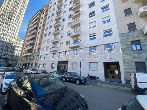 ufficio in vendita a Milano in zona Centro Direzionale
