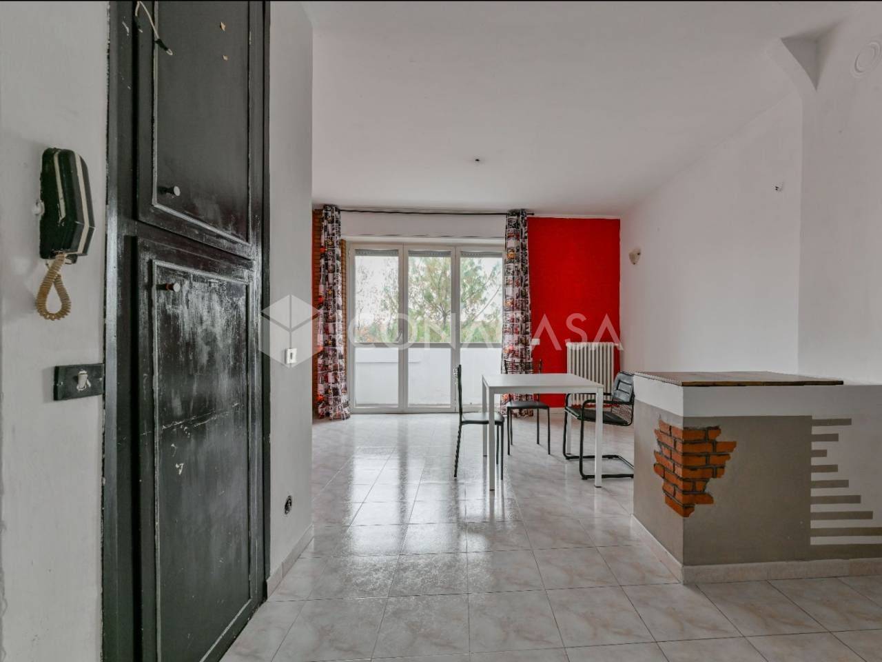 appartamento in vendita a Milano in zona Famagosta