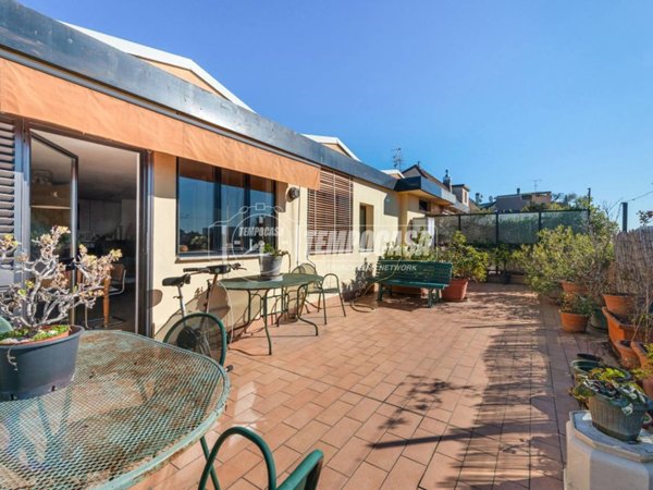 appartamento in vendita a Milano in zona Calvairate