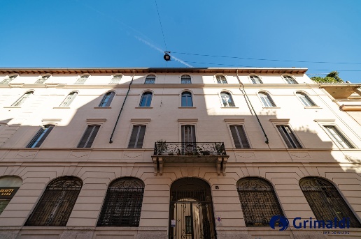 appartamento in vendita a Milano in zona Rembrandt