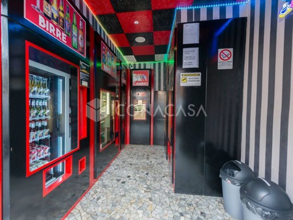 appartamento in vendita a Milano in zona Cagnola