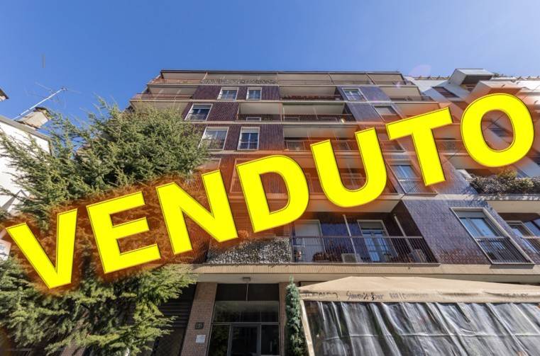 appartamento in vendita a Milano in zona Vigentino
