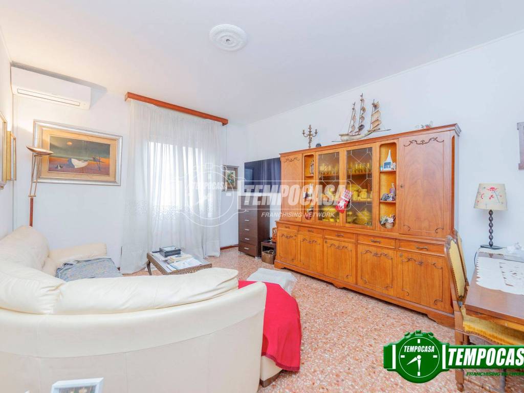 appartamento in vendita a Milano in zona Garegnano