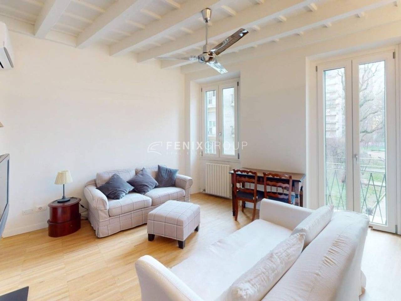 appartamento in vendita a Milano in zona Guastalla