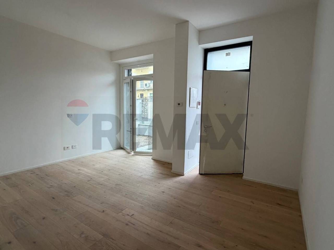 appartamento in vendita a Milano in zona Lorenteggio