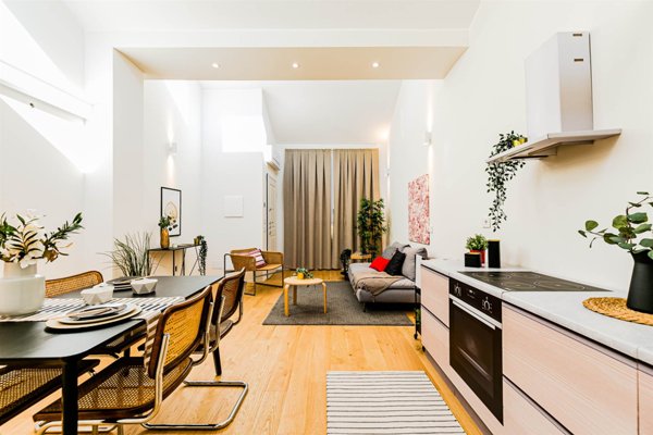 appartamento in vendita a Milano in zona Quarto Oggiaro