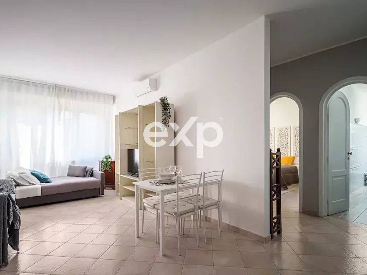 appartamento in vendita a Milano in zona Cadorna