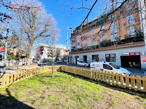 appartamento in vendita a Milano in zona Crescenzago