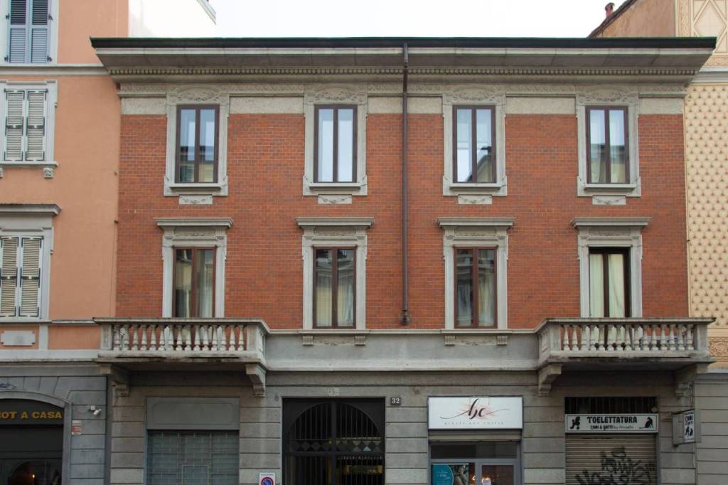 appartamento in vendita a Milano in zona Bocconi