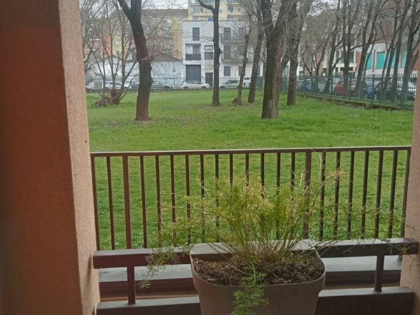 appartamento in vendita a Milano in zona Famagosta